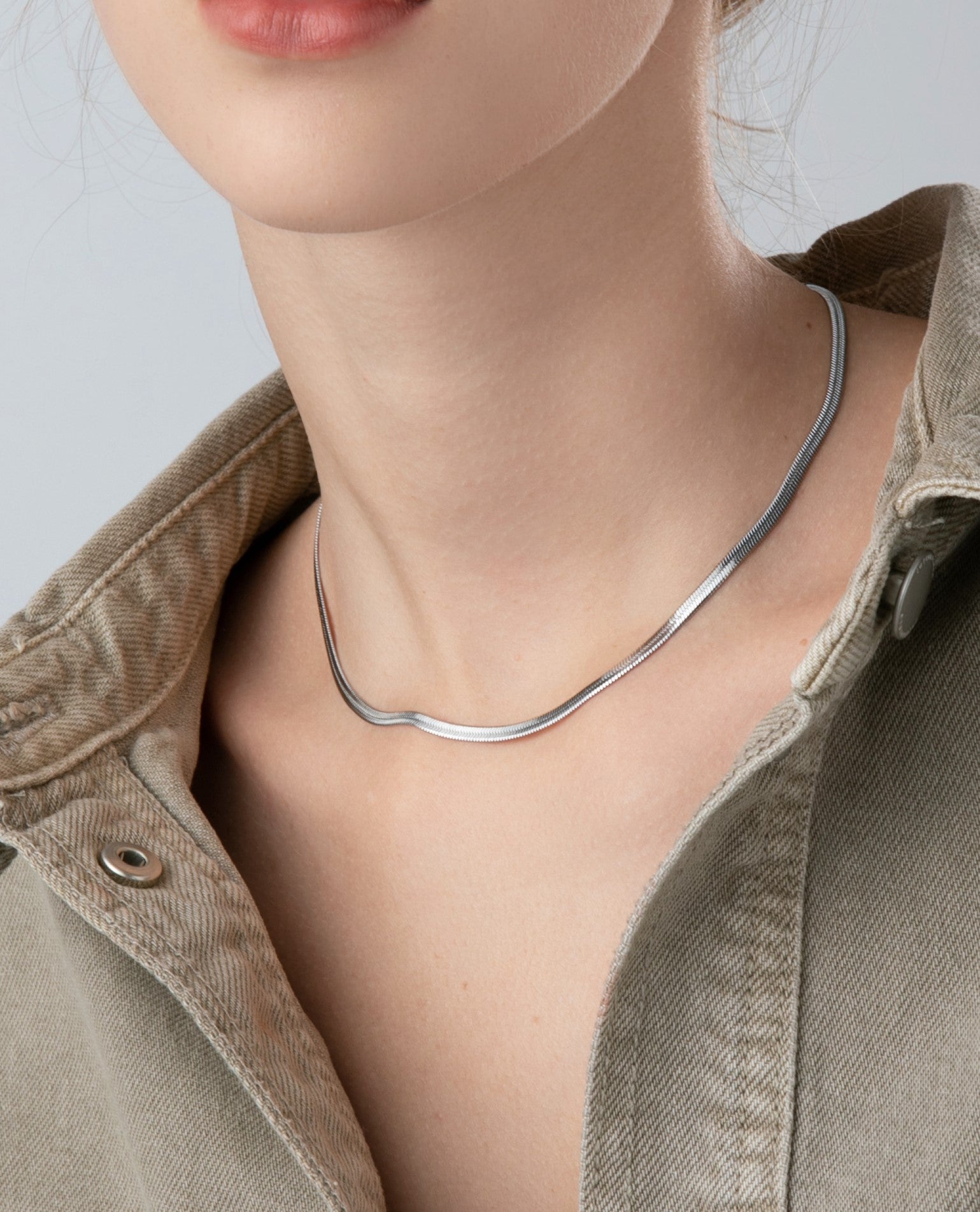 White gold herringbone necklace store